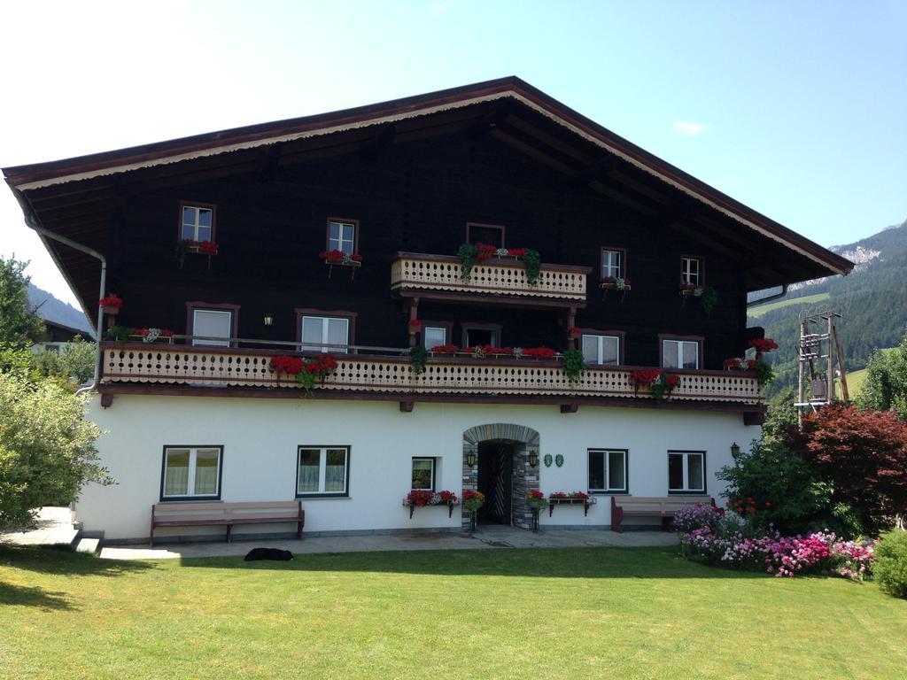 Pfindlhof Bed & Breakfast Leogang Dış mekan fotoğraf